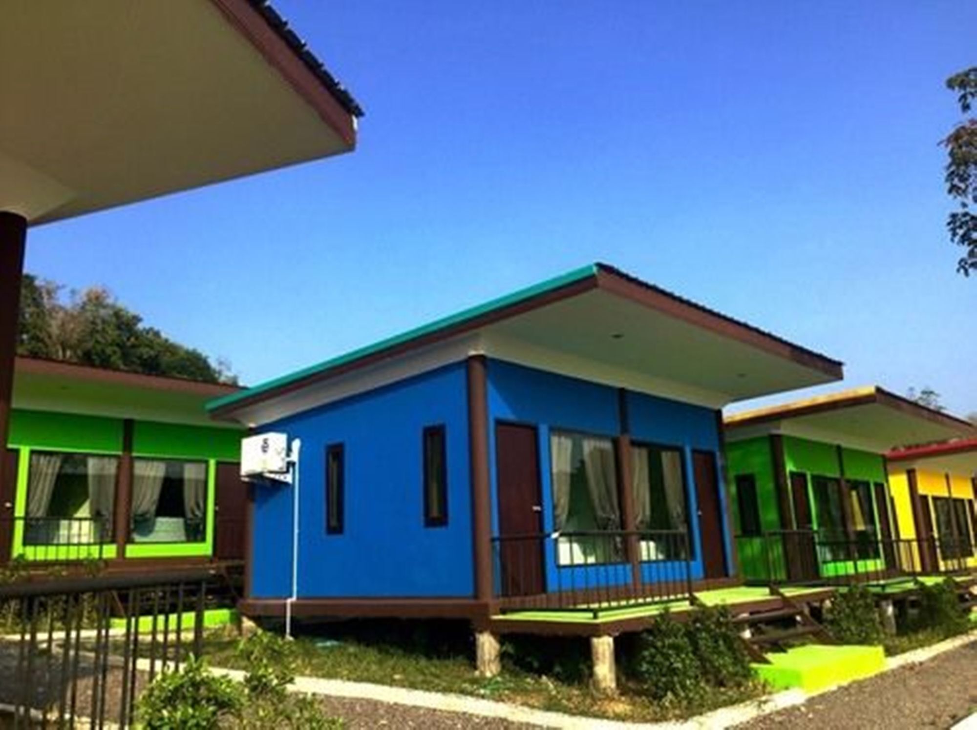 T-House@Siray Hotel Phuket Bagian luar foto