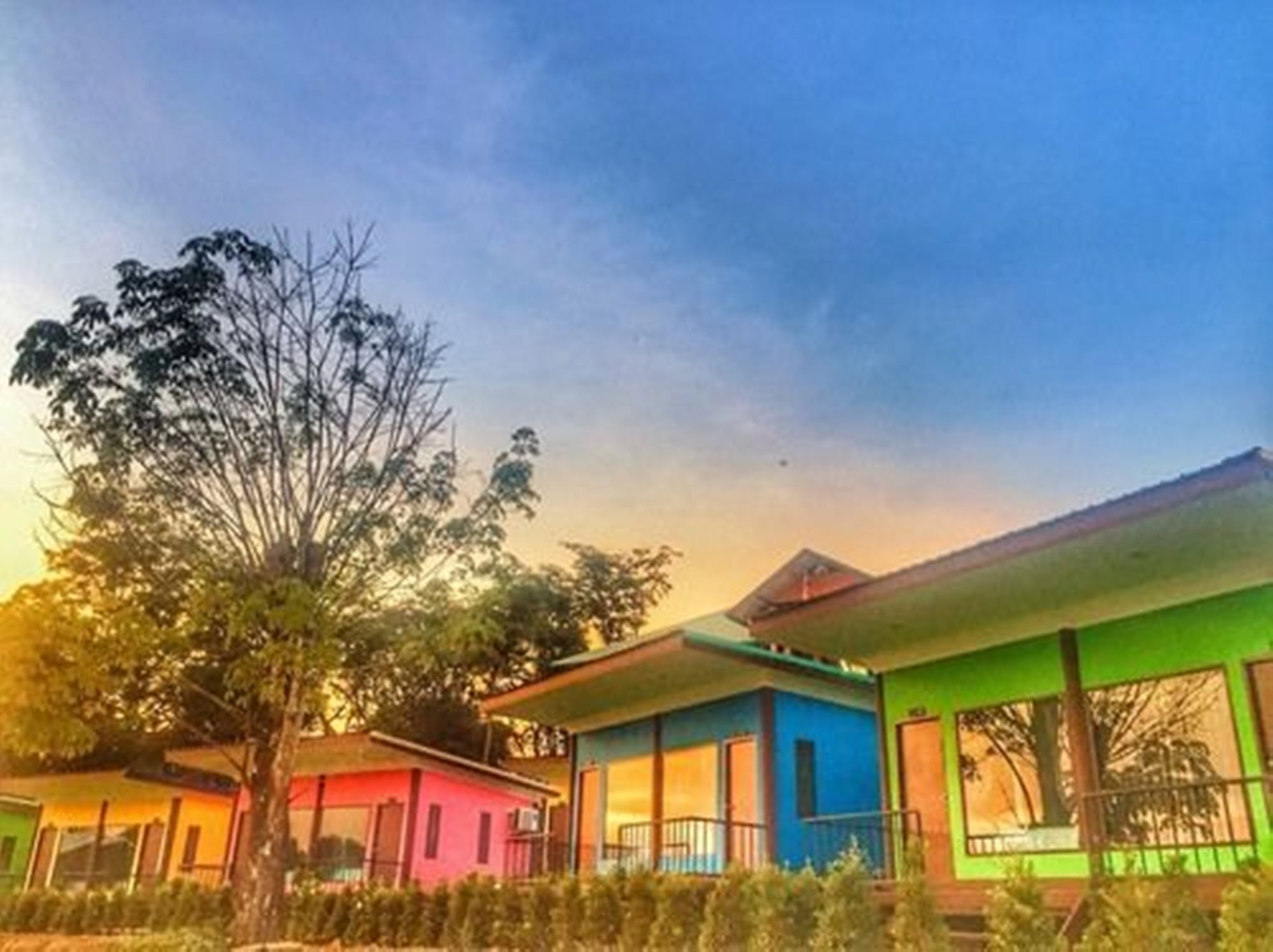 T-House@Siray Hotel Phuket Bagian luar foto